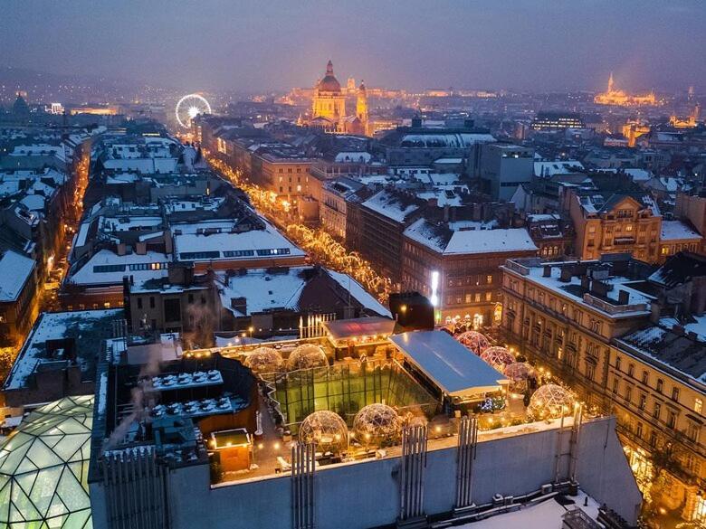 Chain Bridge Apartment Budapest Bagian luar foto